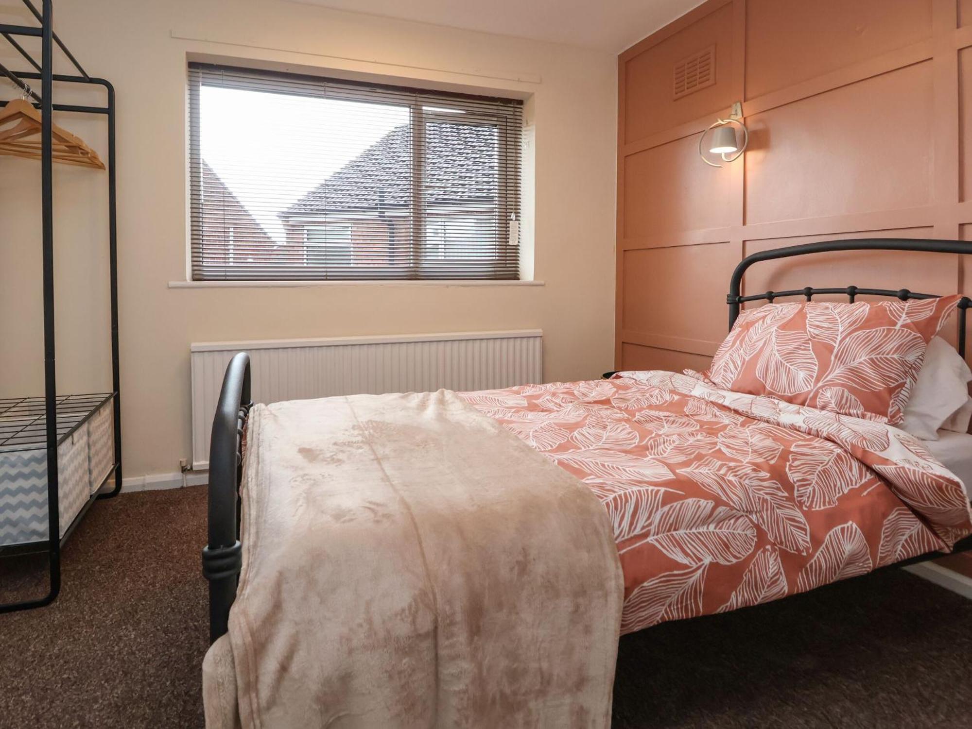 The Cloud House Hoole Villa Chester Exterior photo